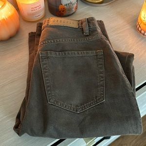 Brand new never worn PacSun jeans. Faded brown. Size 26 90s boyfriend style